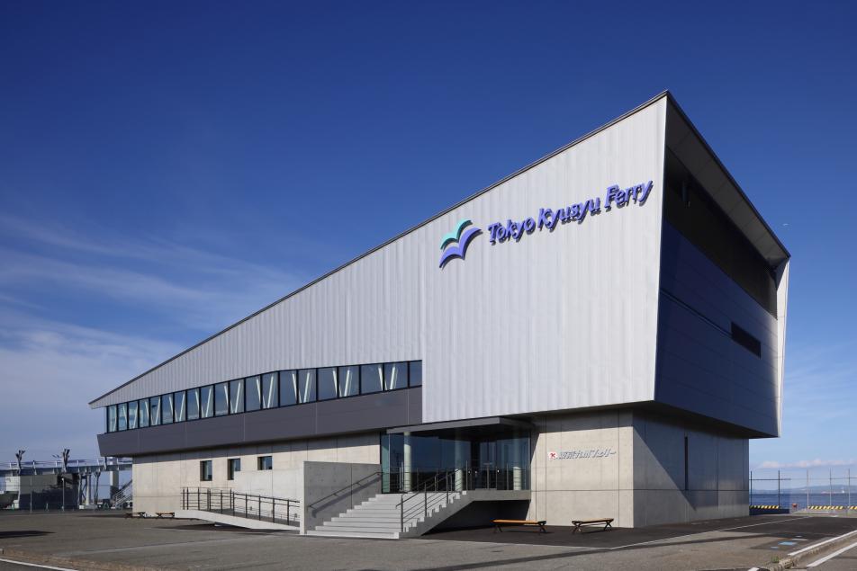 フェリーターミナル