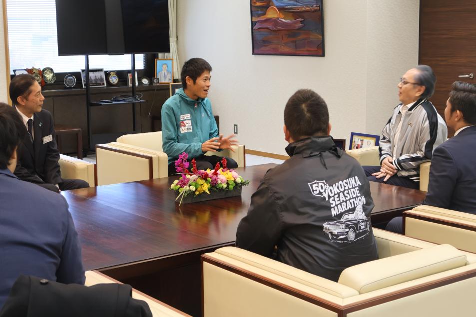 R7川内選手表敬訪問1