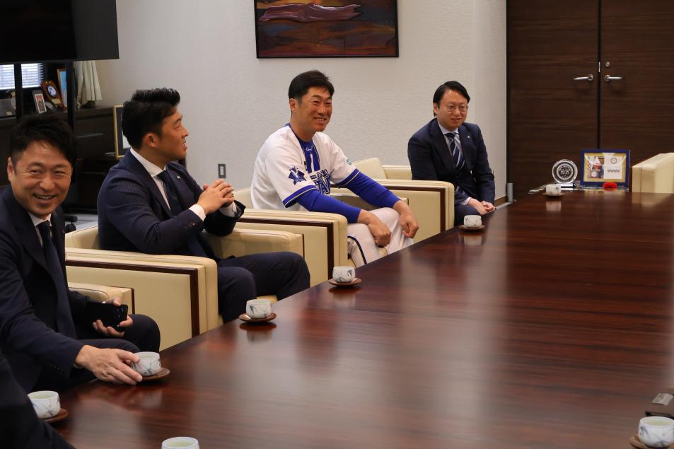 ベイスターズ市長表敬訪問3