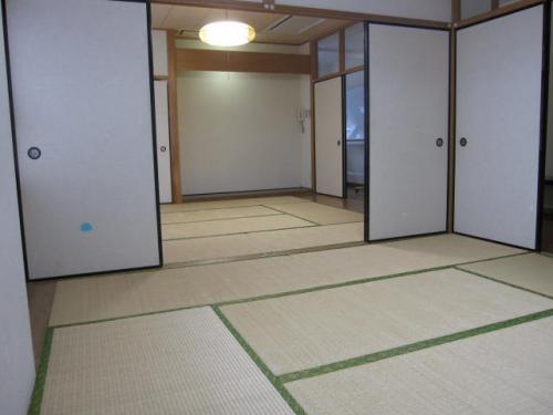 青少年会館の和室