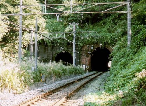 JR長浦トンネル写真