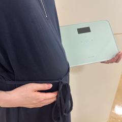 体重計妊婦