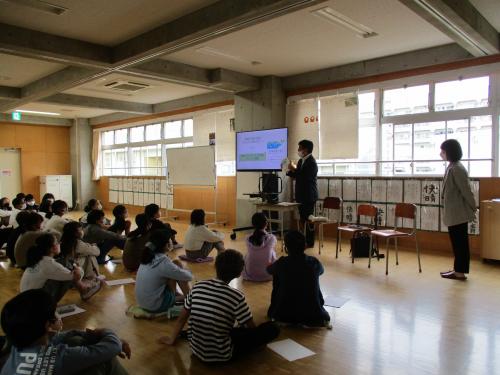 諏訪小学校授業写真