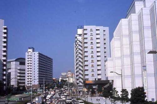 横須賀芸術劇場周辺の街並み