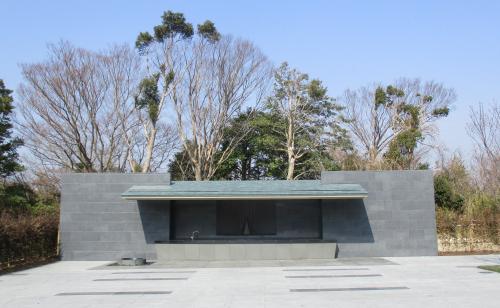 期限後合祀型合葬墓