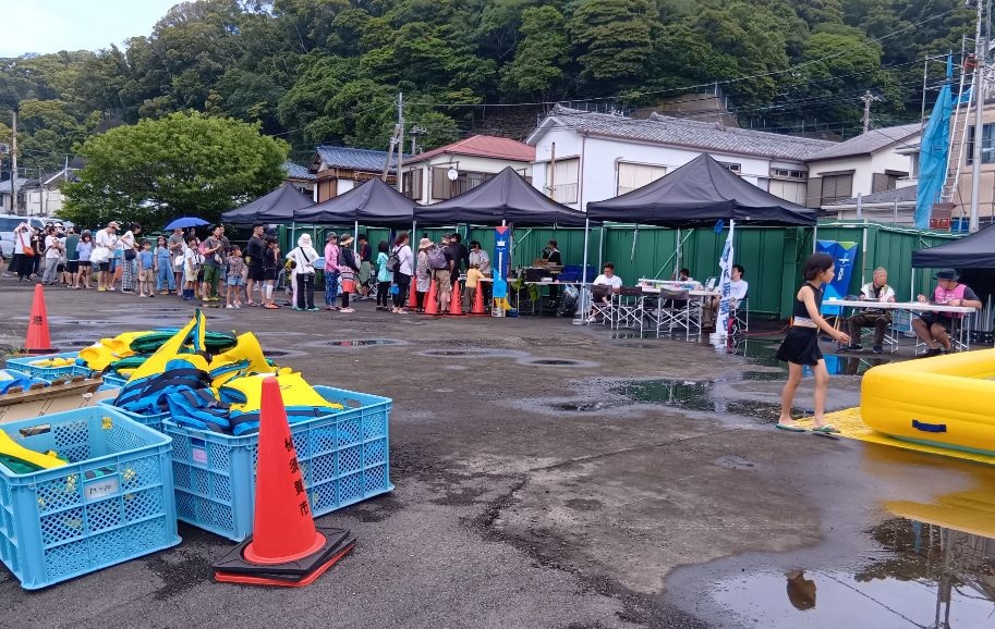 陸上の様子