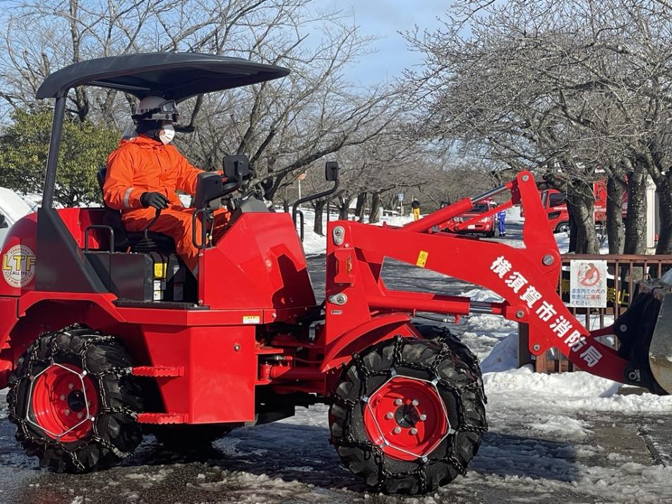 重機での雪かき